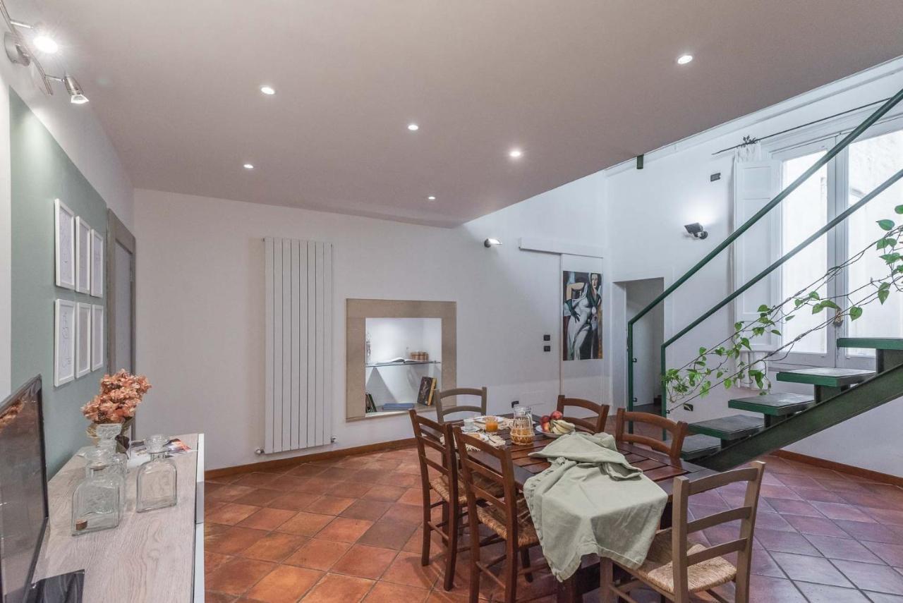Terzo Campanello - Terrazza Nel Centro Storico Apartamento Lecce Exterior foto