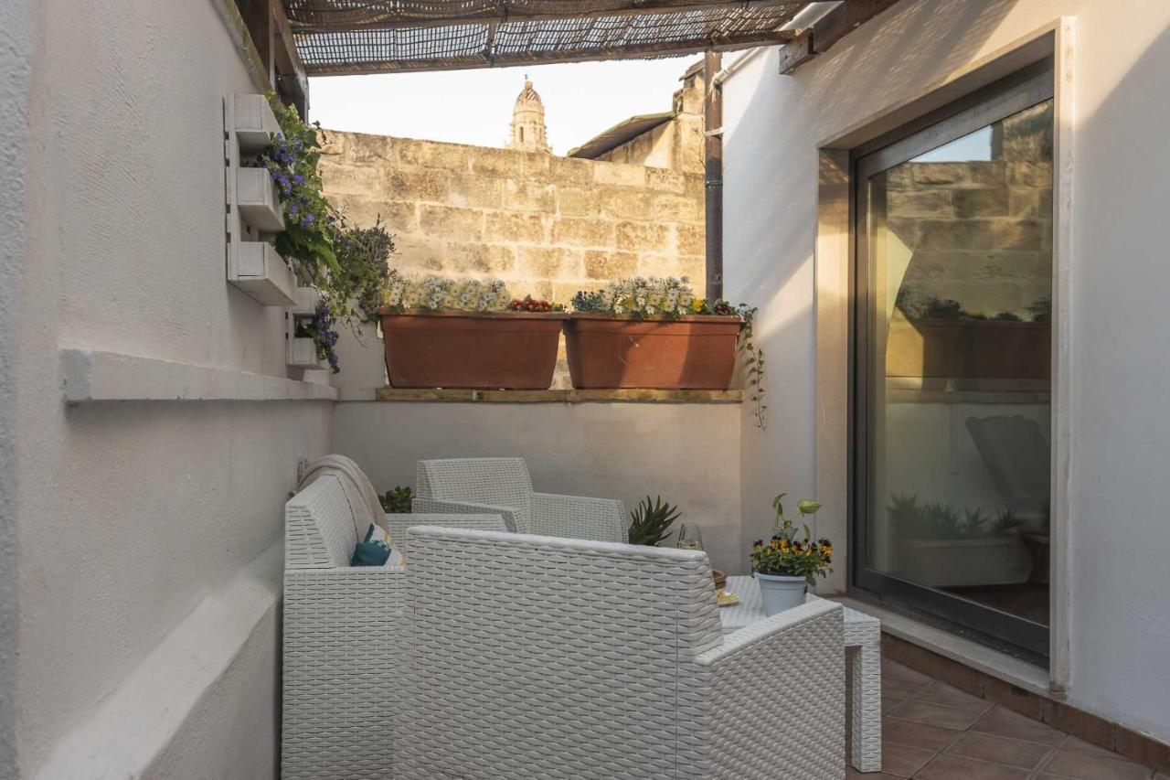 Terzo Campanello - Terrazza Nel Centro Storico Apartamento Lecce Exterior foto